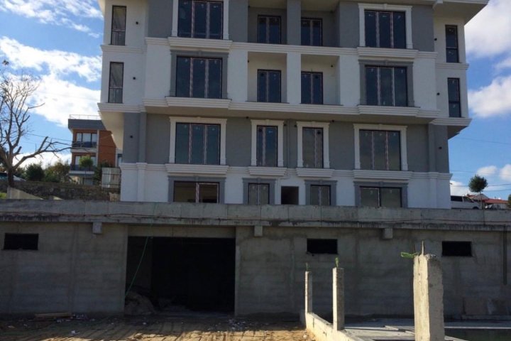 Bina Pimapen Kapı ve Pencere Uygulaması
